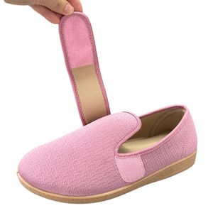 Chaussures plates antidérapantes personnalisées pour femmes enceintes, avec doublure sans couture et fermeture auto-agrippante, idéales pour les pieds enflés et les hallux valgus - Product Image 4