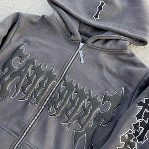 Conjunto Deportivo de Dos Piezas Personalizado OEM, Sudadera con Cierre y Pantalones Cortos, Bordado, Estampado Puff, Traje Deportivo para Hombre - Product Image 2