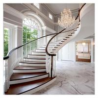 Escalier Prima en bois massif avec finition en placage de bois Taille personnalisée Design antidérapant Fabricant direct de haute qualité