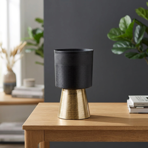 Vase de table en métal noir minimaliste, style artistique distinctif, nature, fait main, 22 cm de hauteur, avec anneau décoratif - Product Image 5
