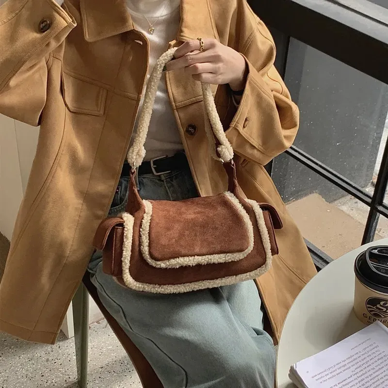 new nylon cloth shoulder bag with a vintage solid color design, capable of serving as a hobo bag, casual large capacity bag