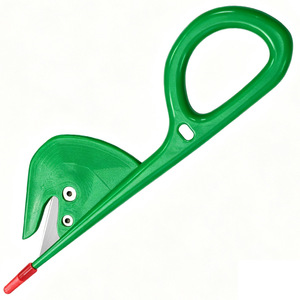 Tijeras para Intestinos de Aves Chef Season Show, 12.8 cm, Acero Inoxidable con Guía de Silicona Suave para Intestinos de Pollo, Pato y Ganso - Product Image 3