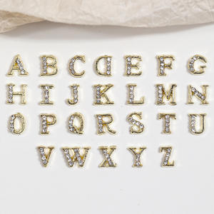 2025 transfronterizo VENTA CALIENTE letra inglesa Luz brillante conjunto de lujo con aleación de Diamantes Joyería de uñas al por mayor - Product Image 6