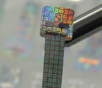 Impresión UV personalizada Anti-falsificación pegatinas holográficas PET vinilo PVC adhesivo sellado rollos etiquetas holográficas de garantía