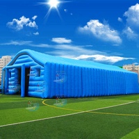 Dôme de sport gonflable ultime, parfait pour le football, les événements et l'entraînement, résistant aux intempéries et configuration rapide avec des tailles personnalisables