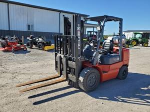 Carretilla elevadora con motor de GLP HELI CPYD35 de <span class=keywords><strong>3</strong></span>,<span class=keywords><strong>5</strong></span> toneladas, alto rendimiento para operaciones de almacén y exteriores, equipo fiable y duradero - Product Image 4