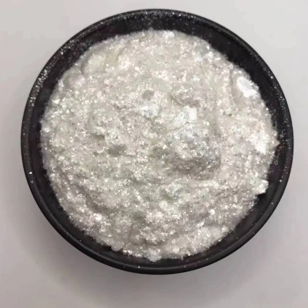 Bianco di qualità cosmetica in polvere di serecite in polvere di mica bianca biotite black mica per la decorazione della costruzione di vernice