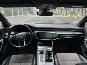 Audi A6L <span class=keywords><strong>45</strong></span> <span class=keywords><strong>TFSI</strong></span> d'occasion 2019 en parfait état comme neuve, berline de luxe pour l'exportation - Product Image 5