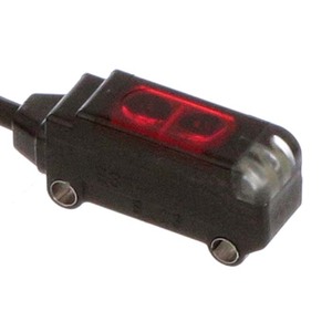 E3T-SL11 E3T-SL12 E3T-SL13 E3T-SL14 โฟโตอิเล็กทริคเซนเซอร์ขนาดกะทัดรัดแบบสะท้อนแสง M8 ขั้วต่อ 10-30VDC NPN เอาต์พุต - Product Image 4