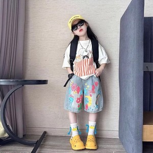 Set di Abbigliamento per Ragazze Adolescenti Estate 2026, T-shirt Nera e Rosa con Patch a Maniche Corte + Pantaloncini in Denim Stampati, Set 2 Pezzi - Product Image 5