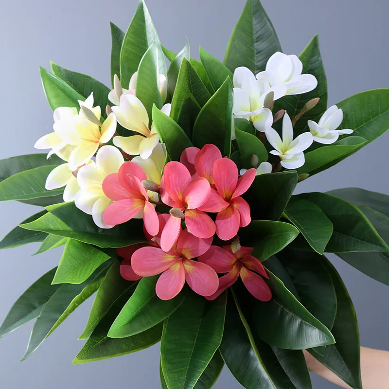 Fleurs tropicales artificielles vrai toucher Plumeria Frangipani avec tige Plumeria Rubra pour porte de Vase de fête