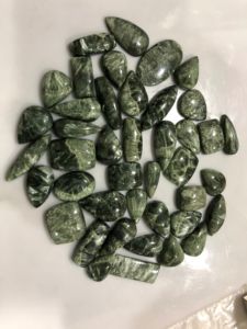 Calidad de exportación exclusiva 100% ópalo verde suizo natural hermosa fabricación de joyas piedras preciosas sueltas accesorios de joyería DIY al por mayor - Product Image 2