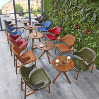 Ensembles de meubles de restaurant modernes, chaises et tables en cuir et en bois pour café, restaurants et salons de thé