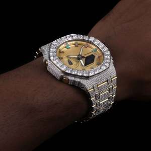 Montre-bracelet Hip Hop en argent sterling de qualité supérieure avec moissanite, montre à quartz étincelante, boîtier irrégulier, personnalisée pour unisexe, idéale pour les soirées et les collectionneurs - Product Image 3