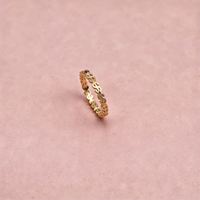 Bague de couple en acier titane doré, motif dollar creux, style euro-américain populaire, pour une touche de personnalité