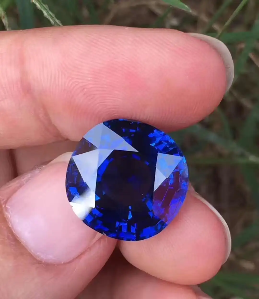 Best Selling 3x3mm Natural Blue Sapphire Cushion Cut Gemstone for Decoration Worldwide Export from India