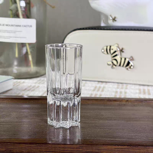 Verre à shot en cristal cannelé <span class=keywords><strong>de</strong></span> 10 ml, style américain, transparent et durable, idéal pour les bars, restaurants et dégustations - Product Image 6