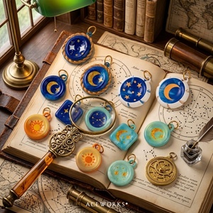 Cuaderno de Dibujo Celestial |   Dijes de Sol, Luna y Estrella de Acero Inoxidable con Esmalte Pintado a Mano y Baño de Oro PVD de 18K |   Colgantes Impermeables y Resistentes al Deslustre - Product Image 2