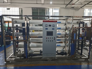 Système de traitement d'eau par osmose inverse industrielle Two Whale 15TPH avec pompe PLC pour l'eau de alimentation des chaudières et l'eau de process - Product Image 2