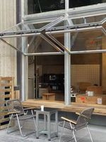 Puertas y Ventanas Plegables Modernas de Aluminio y Vidrio, Ideales para Salas de Estar y Cafeterías