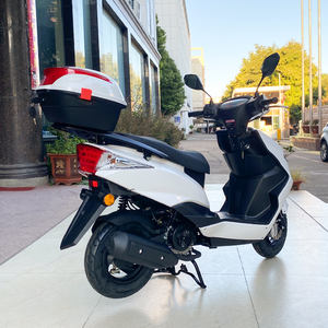 Scooter à essence M12 blanc <span class=keywords><strong>50cc</strong></span> pour adultes 60 km/h pneus 10 pouces pare-brise freins à disque et à tambour avec coffre adapté - Product Image 4