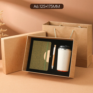 Carnet A5 à couverture rigide IStapromo Gifts, ligné, pages numérotées, avec porte-stylo, pour le bureau, l'école, l'écriture et le journal intime. - Product Image 4