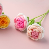 Rose artificielle tricotée en tissu polyester, faite main, pour la Saint-Valentin et le Qixi Festival, idéale pour les cadeaux transfrontaliers