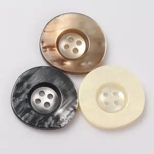 Plastic Button Big Size 28mm Resin Coat Button 38mm New Designs Round Shape Shinny Brown Color Plastic 4 holes 44mm Button