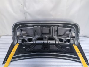 Couvercle de coffre en fibre de carbone style CSL pour <span class=keywords><strong>BMW</strong></span> G20 Série 3 2019-2025 - Product Image 4
