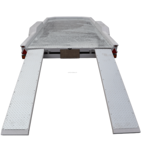 Remolque de 2 ejes con eje central de 5990x2530mm, capacidad de carga nominal de 1610kg, con rampas, en venta. - Product Image 1