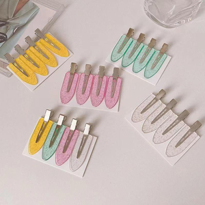 Venta al por Mayor de Pinzas para el Cabello YANE de Metal y Acrílico de 6 cm, Doradas, Sin Pliegues, para Mujer - Product Image 2