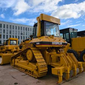 Bulldozer CAT D5M d'occasion, bon prix, garantie après-vente d'un an, entièrement inspecté avant expédition, équipement lourd prêt à être expédié - Product Image 1