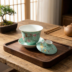Gaiwan in Porcellana Famille Rose Premium, Stile Tradizionale <span class=keywords><strong>Sgraffito</strong></span>, Motivo Serenità Invernale, Tazza per Tè Kung Fu con Coperchio e Vassoio - Product Image 1
