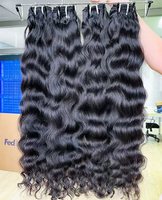 Ventes chaudes 100% cheveux humains naturels bruts indiens bouclés, mèches de cheveux vierges résistantes à la chaleur, vente en gros pour un usage quotidien