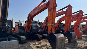 Excavadora Hitachi de 21 toneladas con bajas horas de trabajo usadas, motor Komatsu Original certificado por CE/EPA, caja de cambios con bomba controlada por PLC - Product Image 5