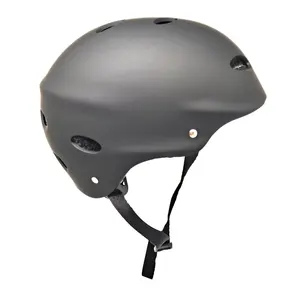 カスタムの新しいプロの安全スケートボードヘルメットカスタムデザインヘルメット