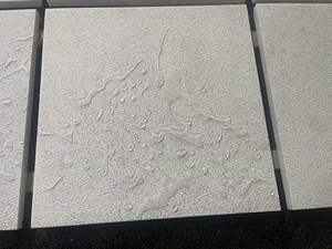 Adoquines <span class=keywords><strong>de</strong></span> piedra natural blanca <span class=keywords><strong>de</strong></span> <span class=keywords><strong>cristal</strong></span>, baldosas escalonadas <span class=keywords><strong>de</strong></span> arenisca martilladas con agua, adecuadas para proyectos <span class=keywords><strong>de</strong></span> jardín al aire libre - Product Image 3