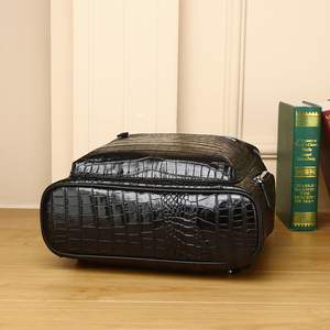 Mochila de cuero genuino para hombre, venta al por mayor, bolsa de ordenador de viaje elegante de calidad superior con forro de poliéster negro - Product Image 5