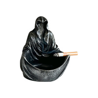 Cendrier haut de gamme, étonnant et mystérieux, en forme d'homme vêtu de noir, pour la maison, le salon, le bureau, ou comme objet décoratif.