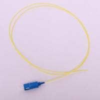 Prix usine 0,9 mm 1 m Cordon de brassage à fibre optique monomode SC-UPC G657A1/A2 LSZH pour FTTH et 5G, Garantie 3 ans
