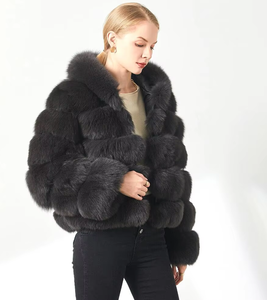 Veste à capuche en fourrure de renard véritable moelleux noir <span class=keywords><strong>manteau</strong></span> à capuche en fourrure épaisse de créateur pour femmes à la mode - Product Image 6