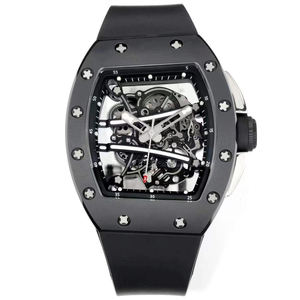 Montre automatique à mouvement mécanique pour homme avec cristal saphir anti-rayures, idéale pour les occasions professionnelles et de loisirs - Product Image 1