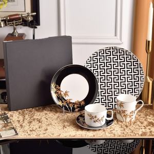 Best-selling European Luxury Bone China 5-Piece Dinnerware Set-American Style <b>Dishwasher</b> Safe - Product Image 2