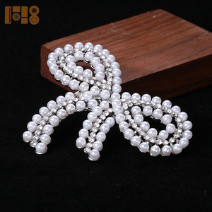 Broche de lazo con diamantes de imitación, venta al por mayor, broche de cristal tridimensional con incrustaciones de diamantes, accesorios de vestir para boda - Product Image 5