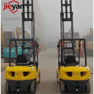 Montacargas Komatsu Usado Diésel de 2.5 Toneladas, Montacargas Diésel de Servicio Pesado Komatsu <span class=keywords><strong>FD25T</strong></span> <span class=keywords><strong>FD25T</strong></span>-14 <span class=keywords><strong>FD25T</strong></span> de Japón a Bajo Precio - Product Image 4