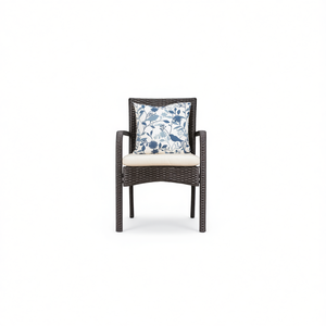 Chaise d'extérieur en osier DB Cordoba avec coussin, mobilier de patio contemporain pour l'amusement en plein air - Product Image 1