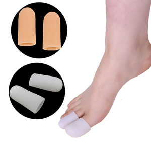 Manchon d'orteils en Gel pour le <span class=keywords><strong>traitement</strong></span> des callosités et des ongles incarnés, coussinets de protection pour orteils pour soulager la douleur - Product Image 1