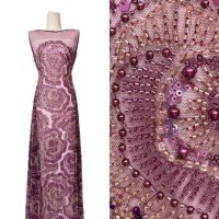 Tissu en maille orné de perles, de sequins et de fleurs pour robe de soirée 2026 – Traitement personnalisé