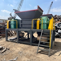 Le broyeur de déchets métalliques modèle 800 est utilisé pour broyer les palettes, les barils en plastique et les produits électroniques