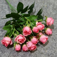 Buket Mawar Buatan Modern 15 Tangkai dengan Daun Hijau, Bunga Mawar Real Touch untuk Dekorasi Hari Valentine